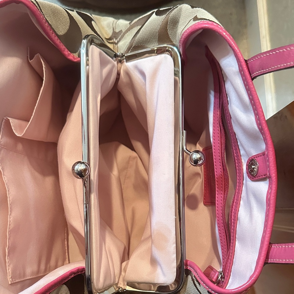 Stylish Brown and Pink Coach  Bag - Picture 5 of 7